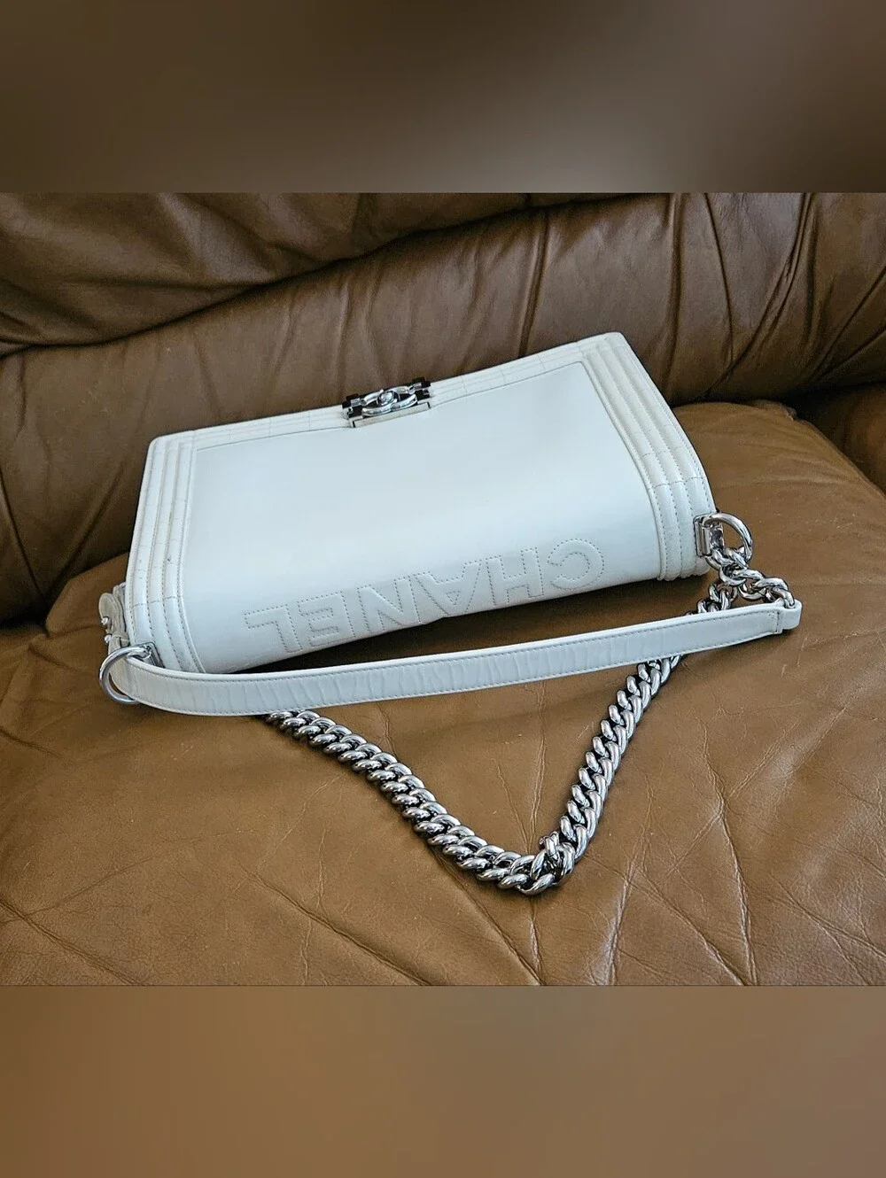 Chanel Boy Cream Leather High-End Luxury Chain Shoulder Bag (LIMITED EDITION)